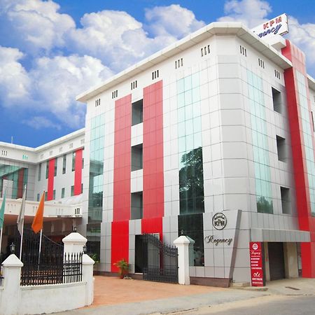 Kpm Regency Hotel Палакад Екстериор снимка