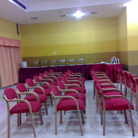 Kpm Regency Hotel Палакад Стая снимка
