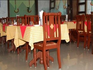 Kpm Regency Hotel Палакад Екстериор снимка